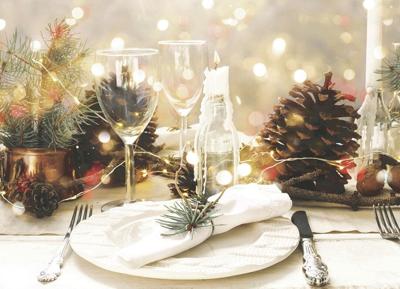Bougies de noël extravagant  Christmas table, Holiday, Christmas