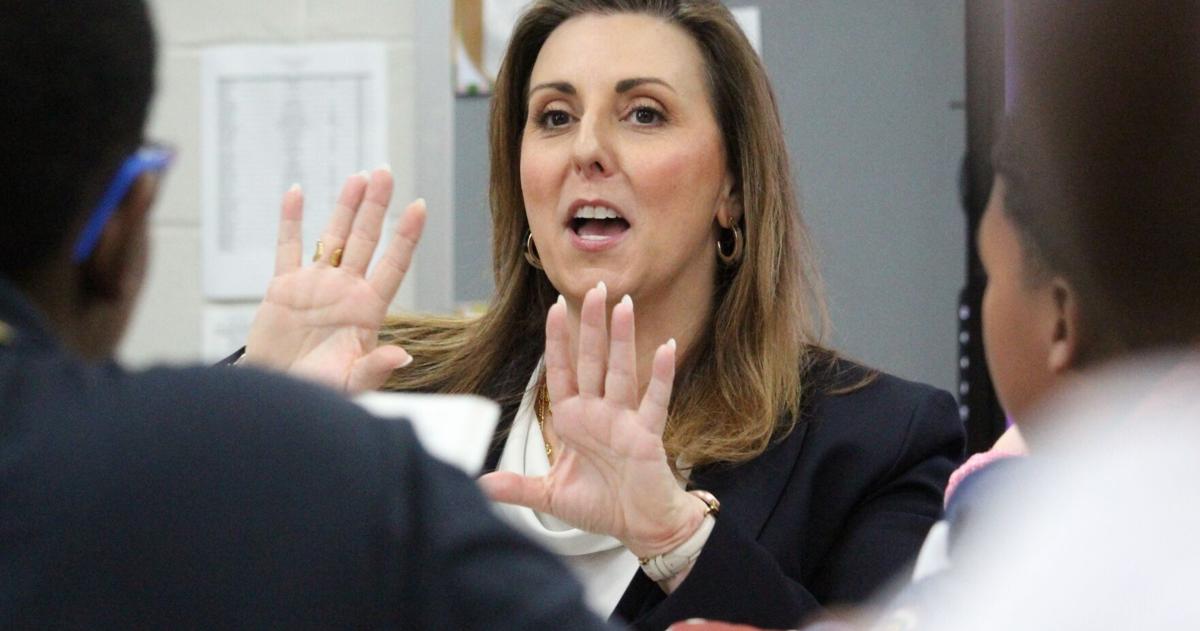 SC legislators look to cap school boards' 6-figure payouts to outgoing district superintendents