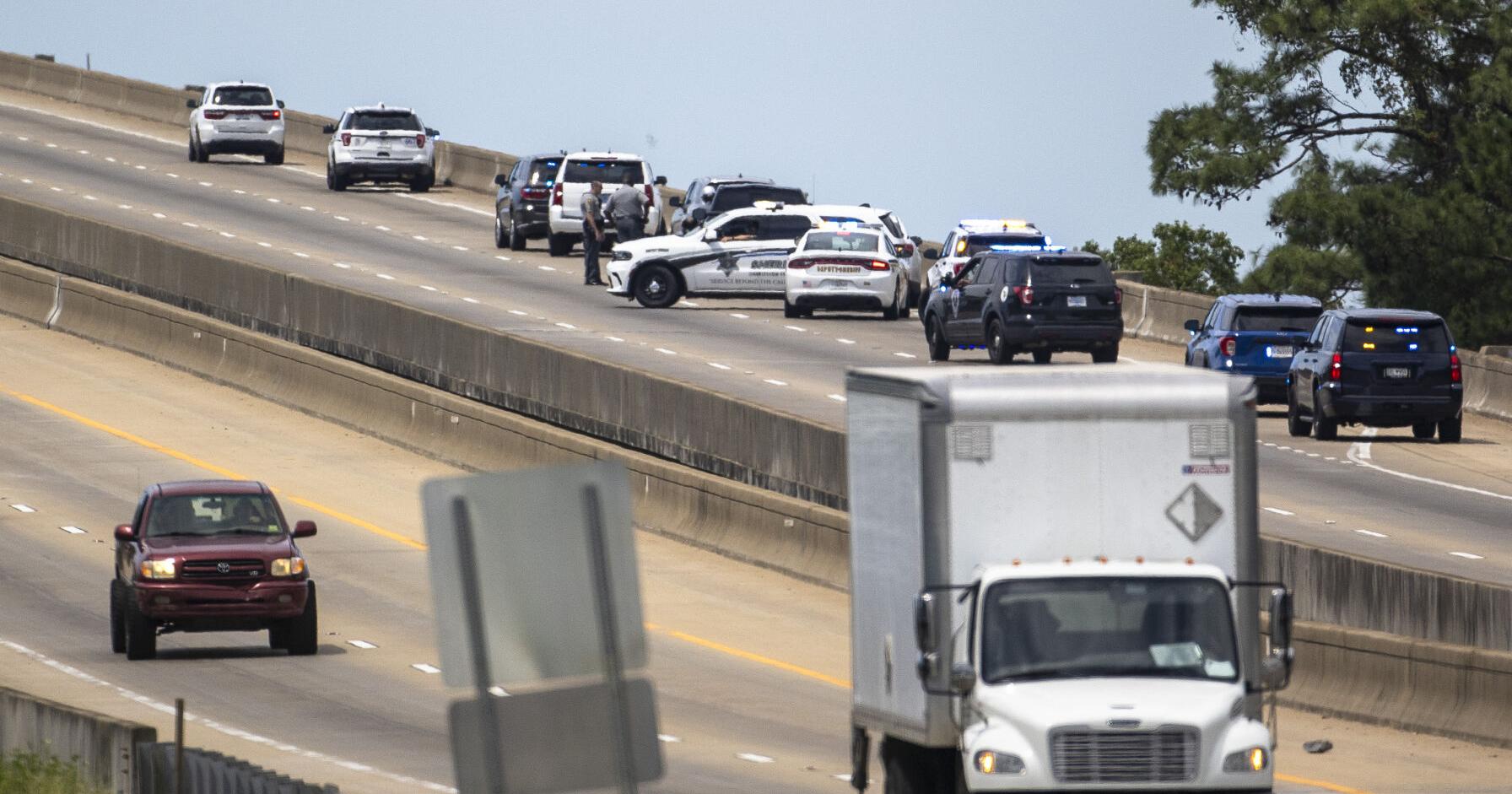 One killed in shooting on I-526 bridge over Wando River; lanes now open - Vimarsana News