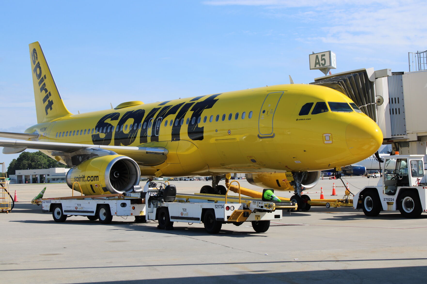 Spirit Airlines cuts routes at Charleston and Myrtle Beach