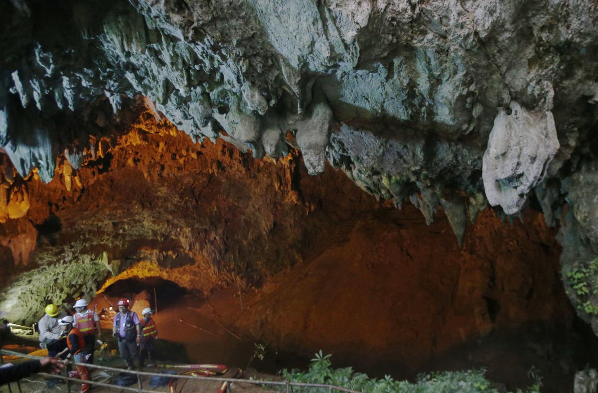 APTOPIX Thailand Cave Search