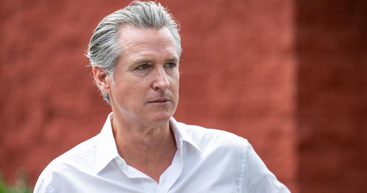 Calif. Gov. Gavin Newsom sweeps through Lowcountry as eyes turn to Democratic presidential hopefuls