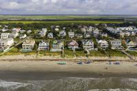 Of destinations with highest demand for Labor Day Airbnb bookings, 2 were in SC