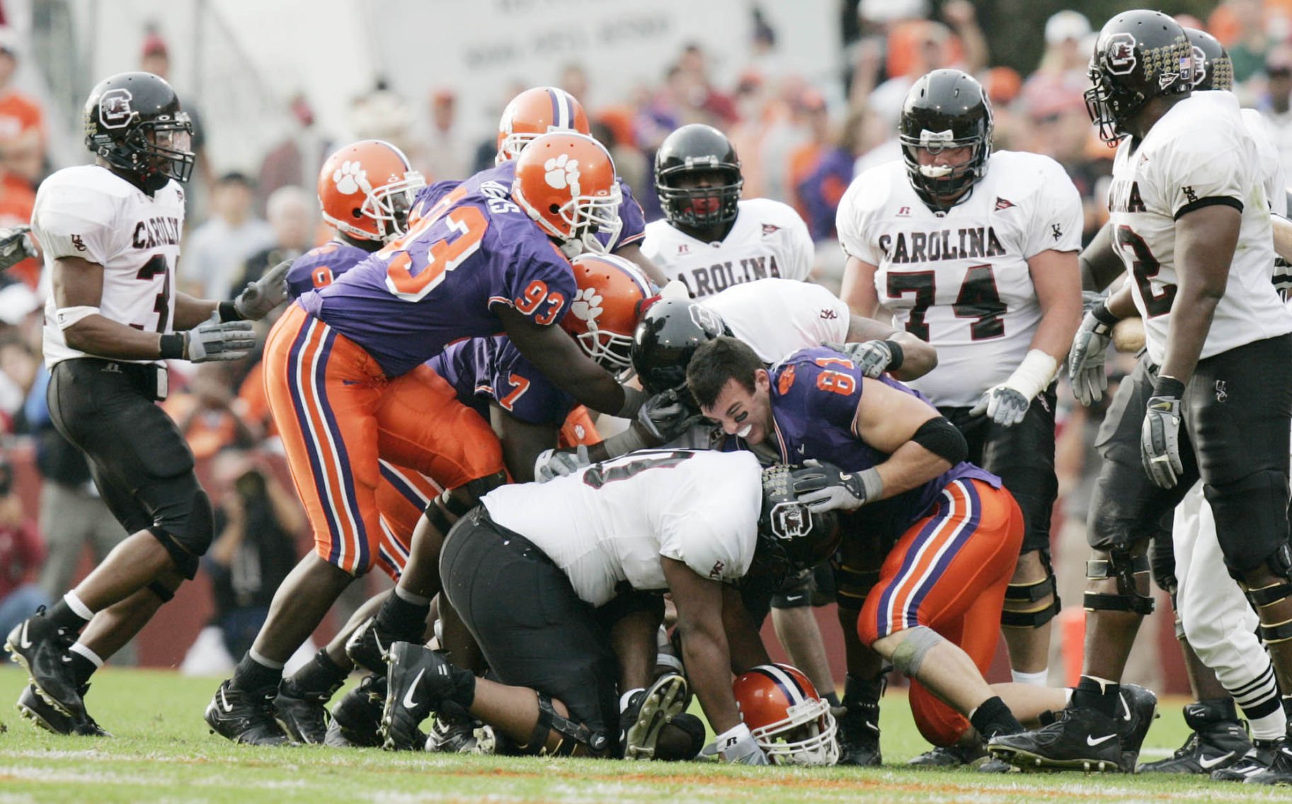 South Carolina-Clemson Rivalry's Darkest Moment: 2 Former Gamecocks ...