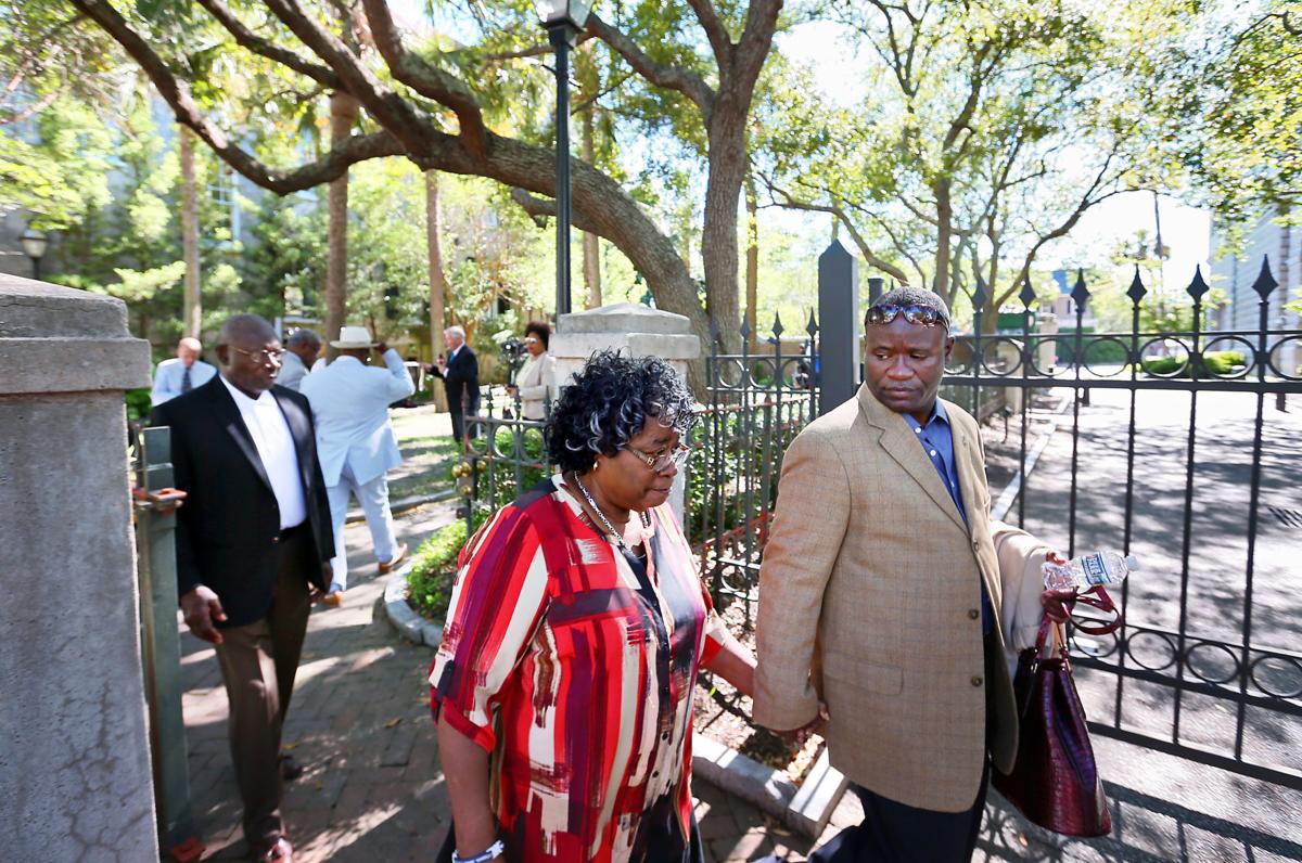 Walter Scott brother parents leave