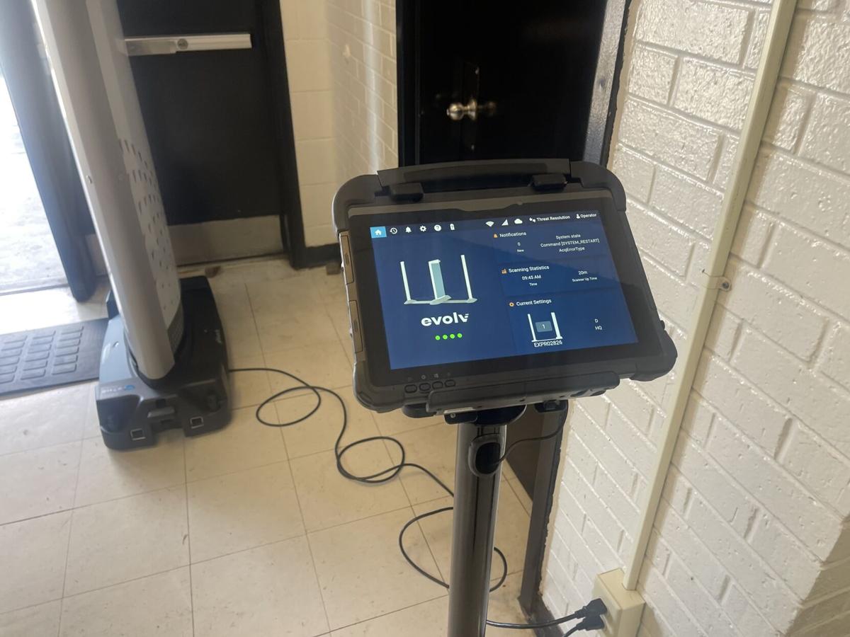 Kingstree High School weapon detector