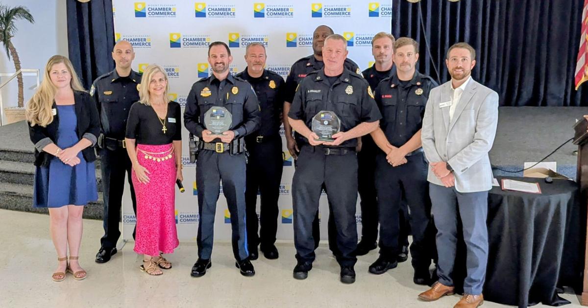 Officers rewarded for taking swift action