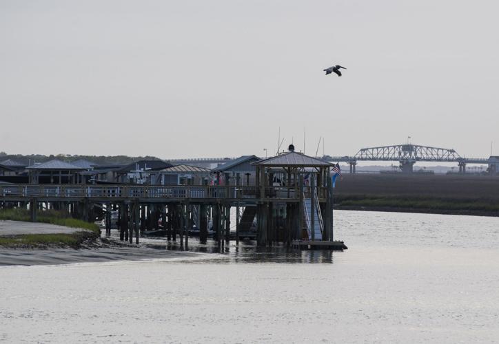 Sullivans Boat Docks off Jasper.JPG