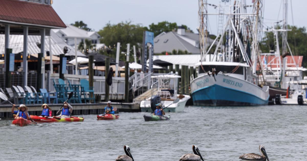 Fatal Shem Creek boat wreck 911 calls: ‘We’re in bad shape ...