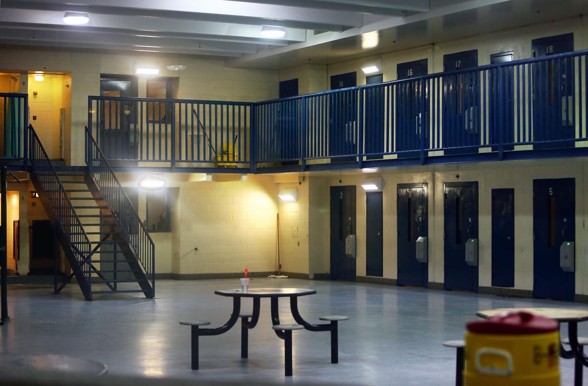 Photos More inmates than beds at Berkeley County Detention Center