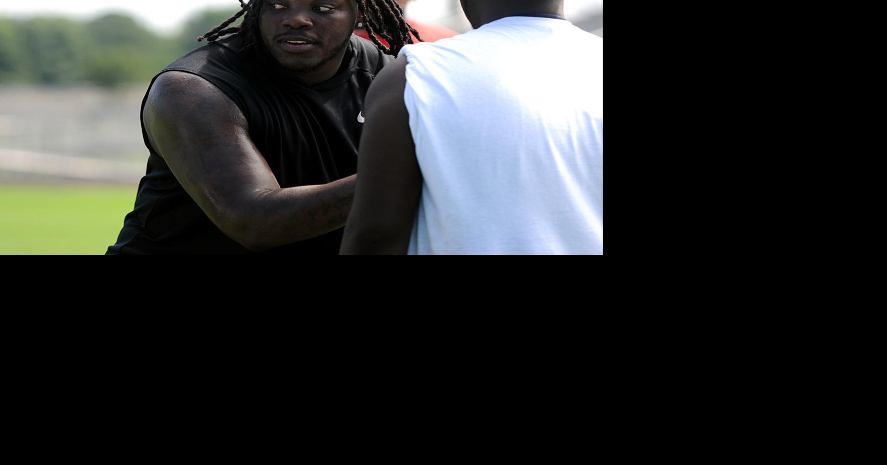 Goose Creek's Brandon Shell intends to retire from NFL, Buffalo Bills ...
