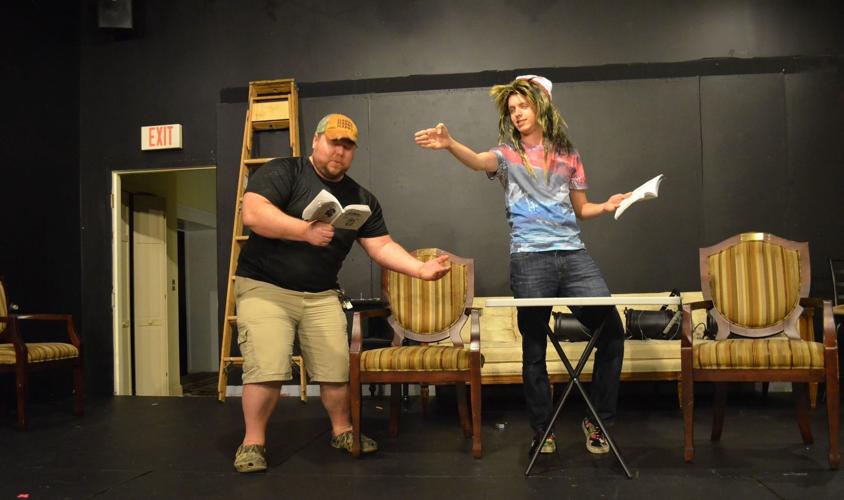 A tuna christmas louisville