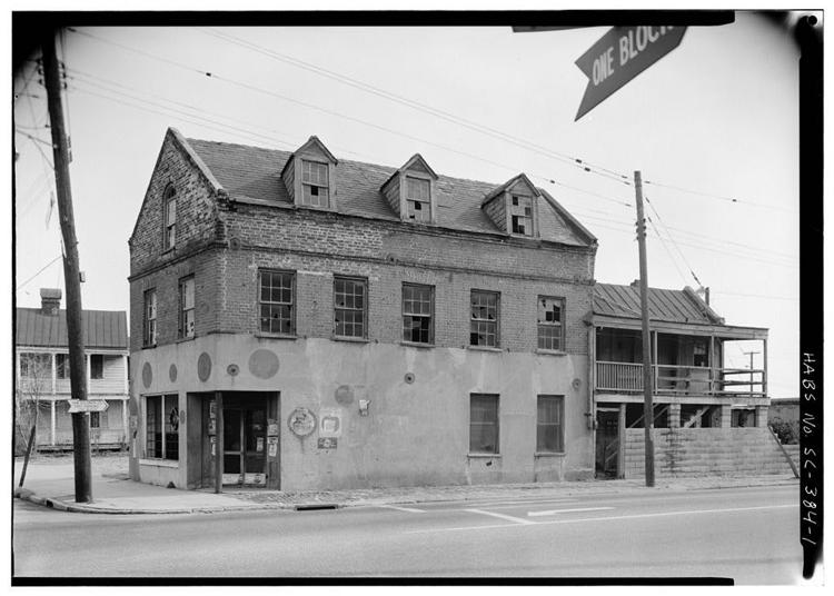 Delta Pharmacy to build new store in Charleston; Publix looks to expand