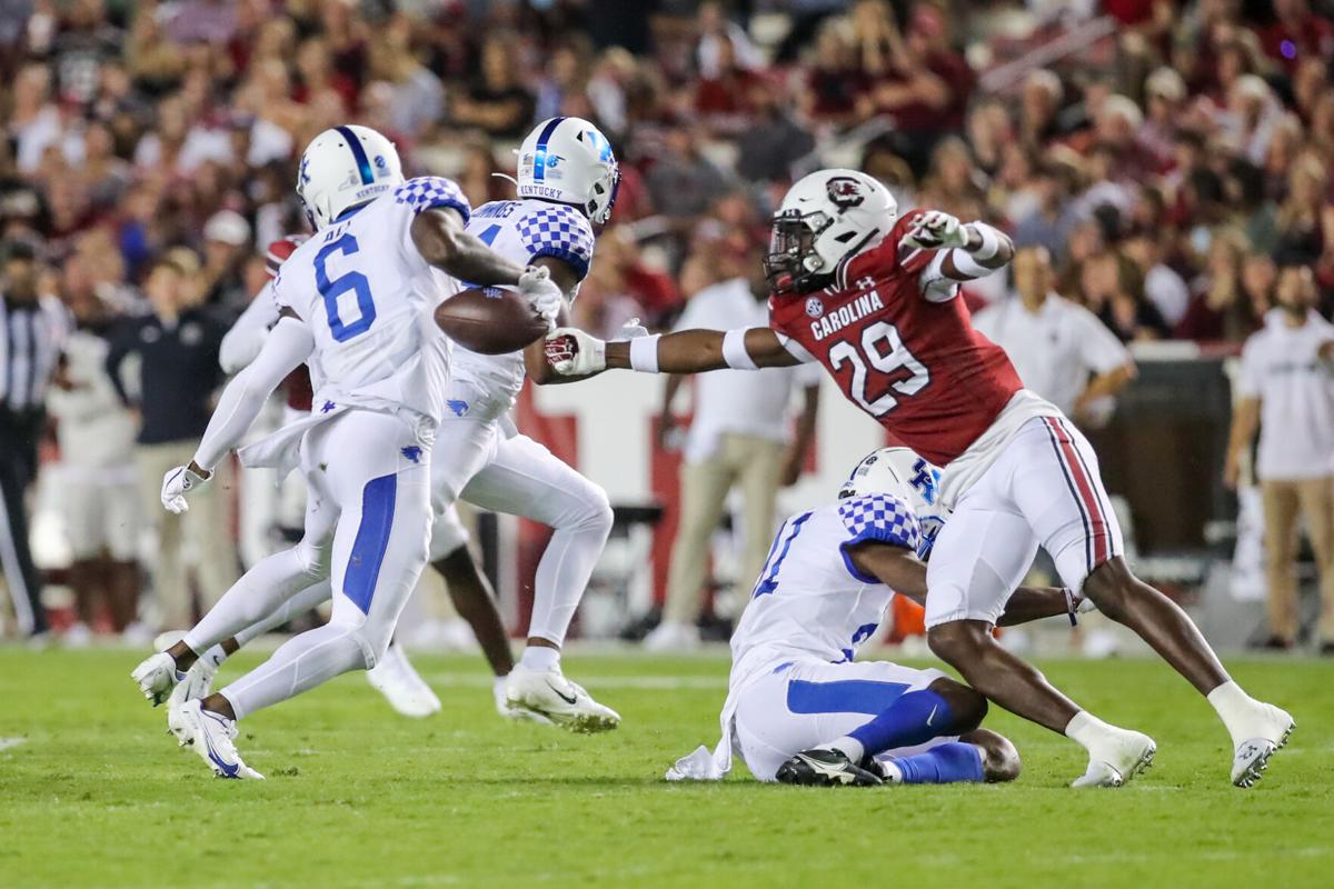 USC_Foot_v_Kentucky_9-25-21_1754.jpg