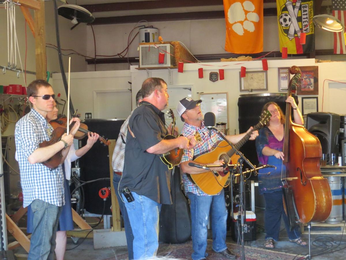 Bluegrass and Beer at Frothy Beard