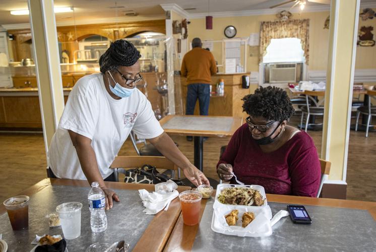 Photos McClellanville's Buckshot's Restaurant uses social media to