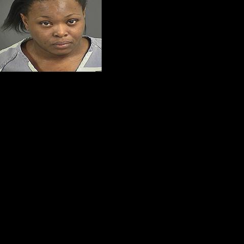 Parents arrested, charged after children found alone in mall parking lot