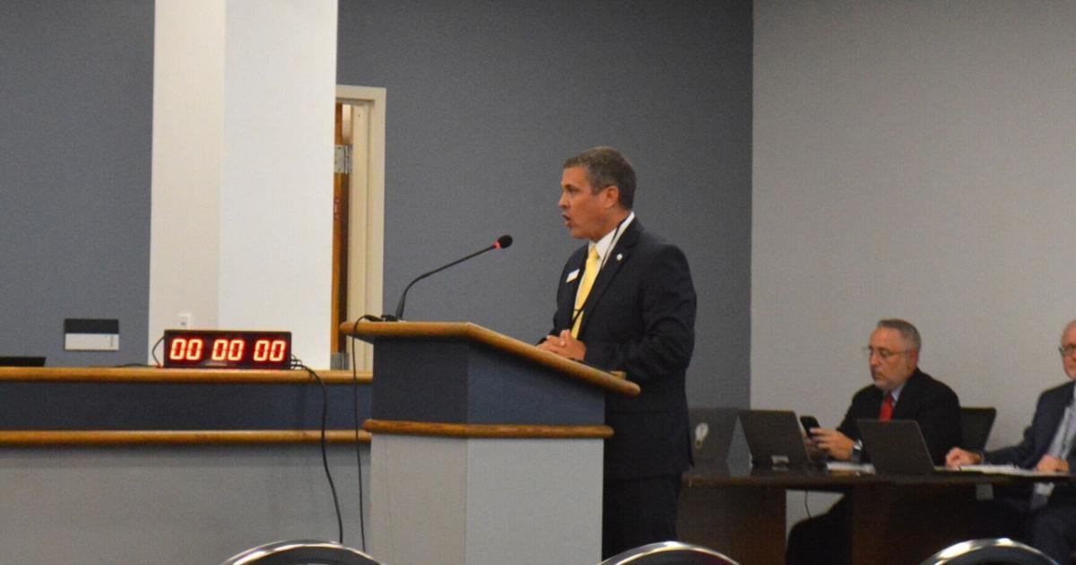 School board approves Artificial Intelligence programs for possible classroom use in 2026