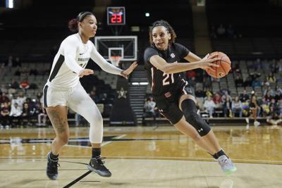 No 4 South Carolina Blasts Vanderbilt On Road Sports