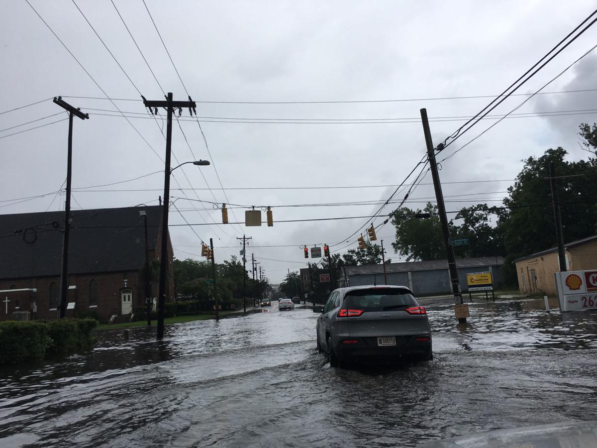 Flooding impacts Charleston area as weekend's heavy rain continues ...