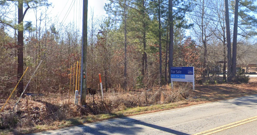 Development on scenic Lexington road gets key approval. Two councilmembers have ties to the project.