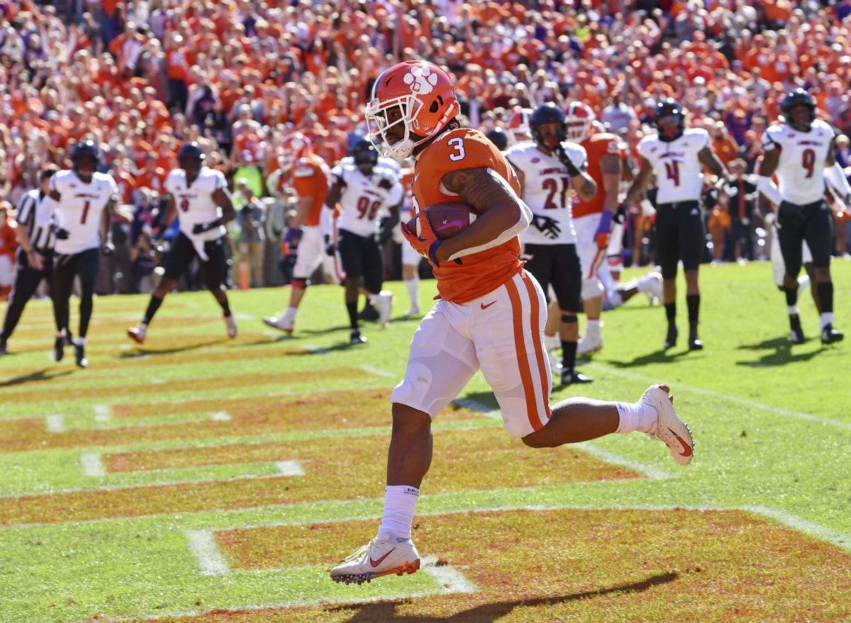 Clemson S Rodgers Got A New Tattoo After Suffering Acl Tear Its