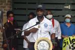 La section NAACP de Georgetown demande au maire de Pawleys Island de démissionner's NAACP chapter calls for Pawleys Island mayor to resign