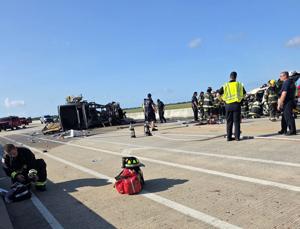 Motorists pulled teens out of burning truck and dragged another to safety after IOP connector crash