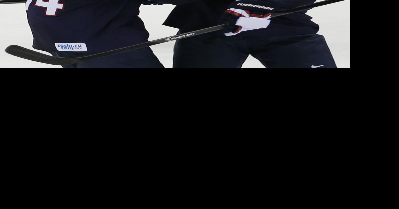 Oshie's 4 shootout goals lead U.S. past Russia, 3-2