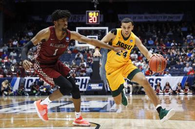 Sapakoff A No 16 Seed From Fargo Via Dayton Vs Zion Williamson