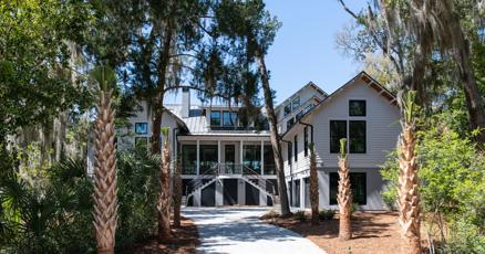 Cane Island home fuses modern technology with traditional design Cane Island home fuses modern technology with traditional design