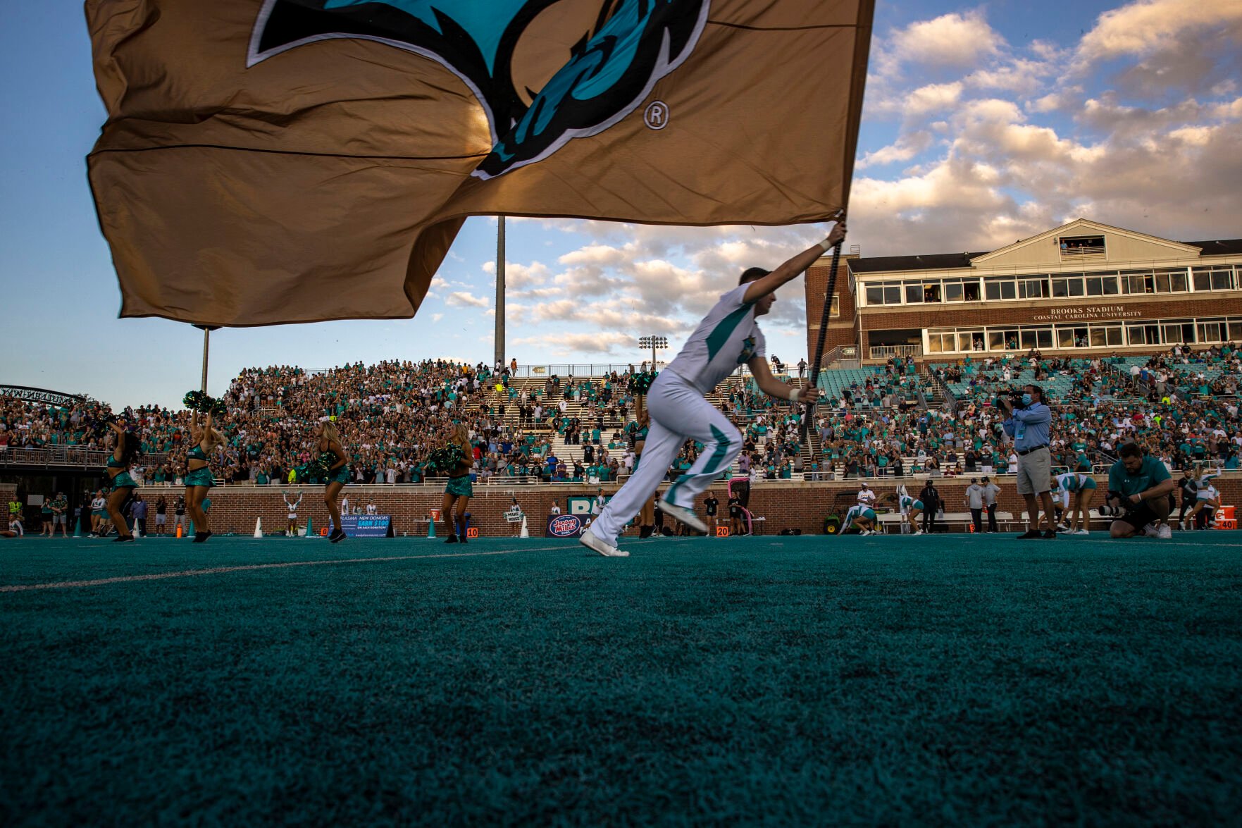 Coastal Carolina Board Approves Contracts Of Coordinators Travis ...