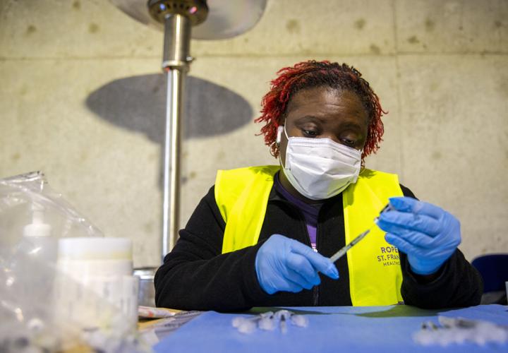 Photos Roper St. Francis COVID19 vaccine drivethru site Photos