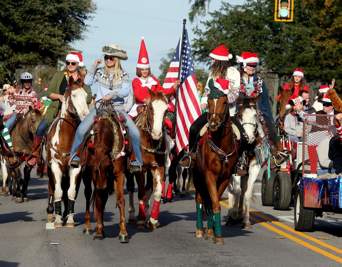 Photos Summerville Holiday Parade Photo Galleries