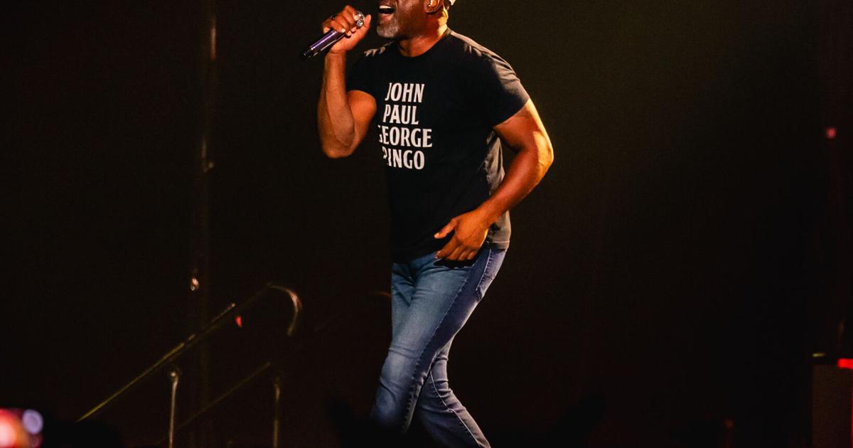 Darius Rucker shares a tour of his Tenn. home on Instagram