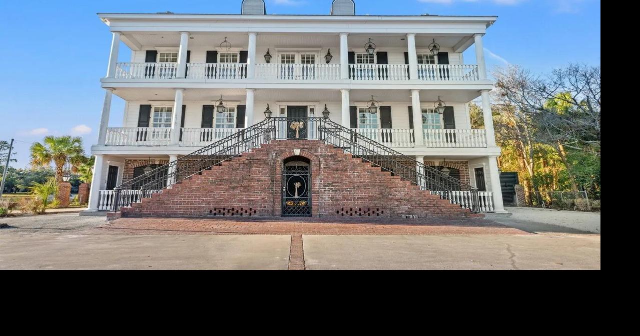 Georgetown home with waterfront views represents Lowcountry living