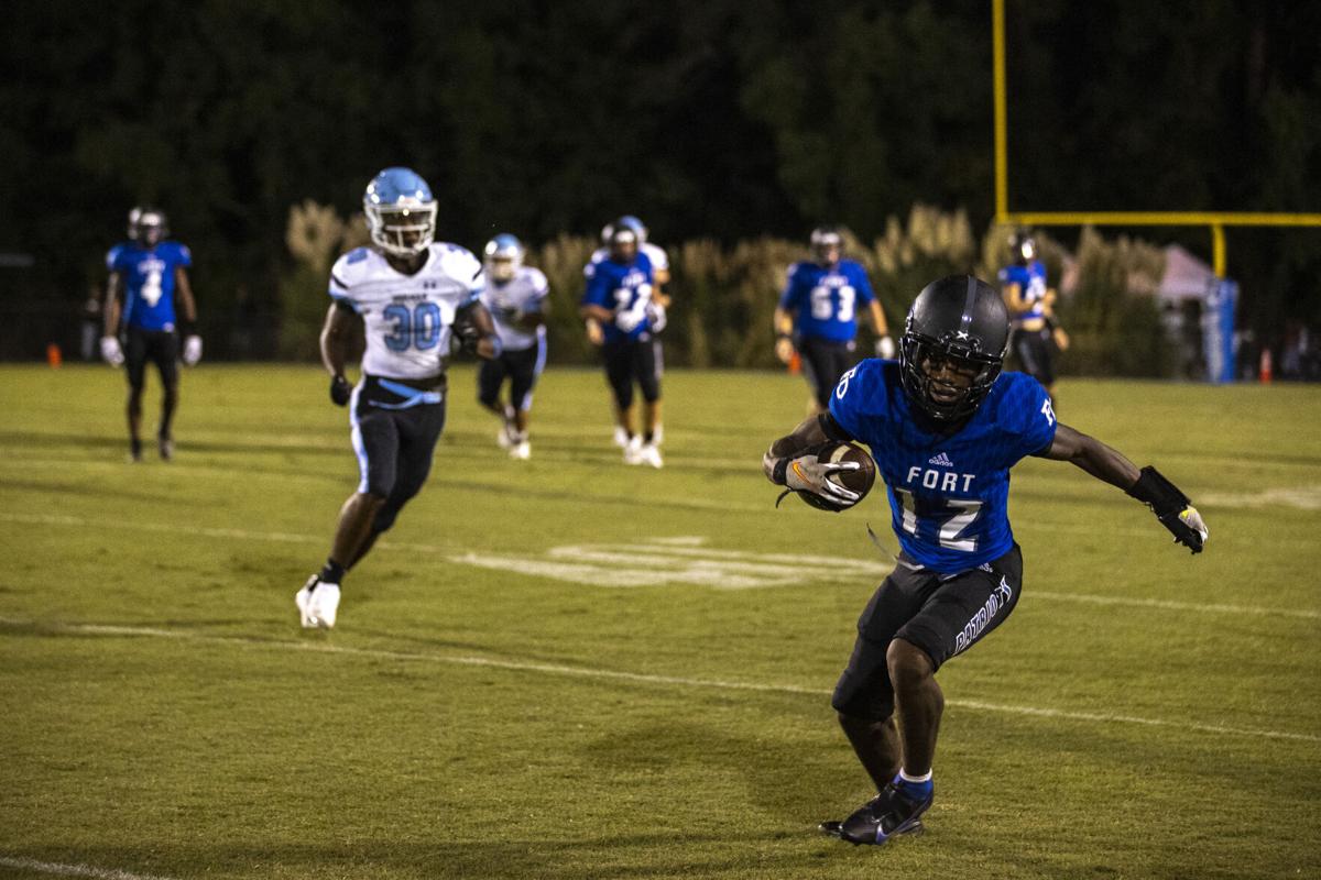 Fort Dorchester football GALLERY_12.jpg