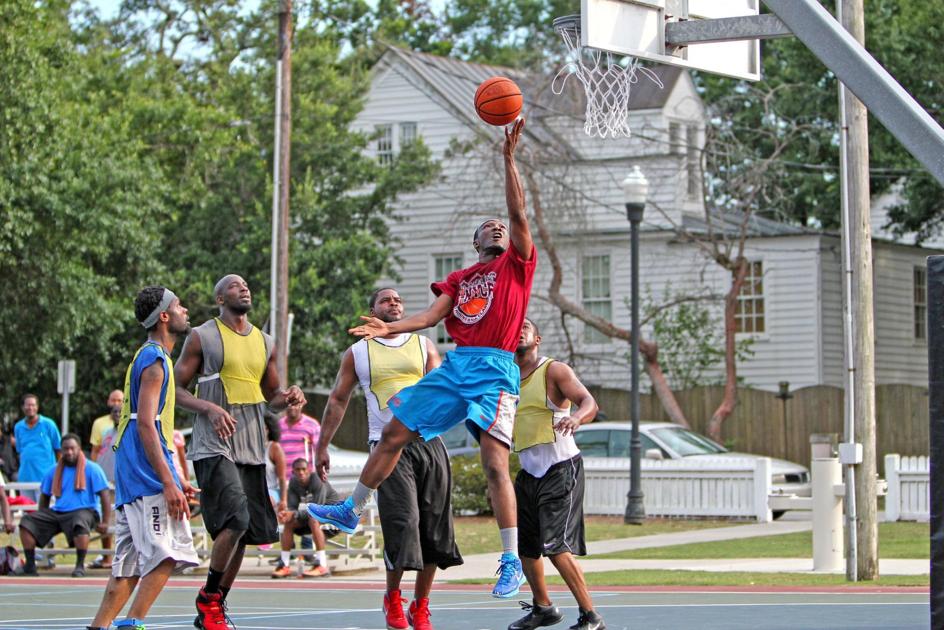 Street Dream Playground Basketball Alive And Well In Old Village