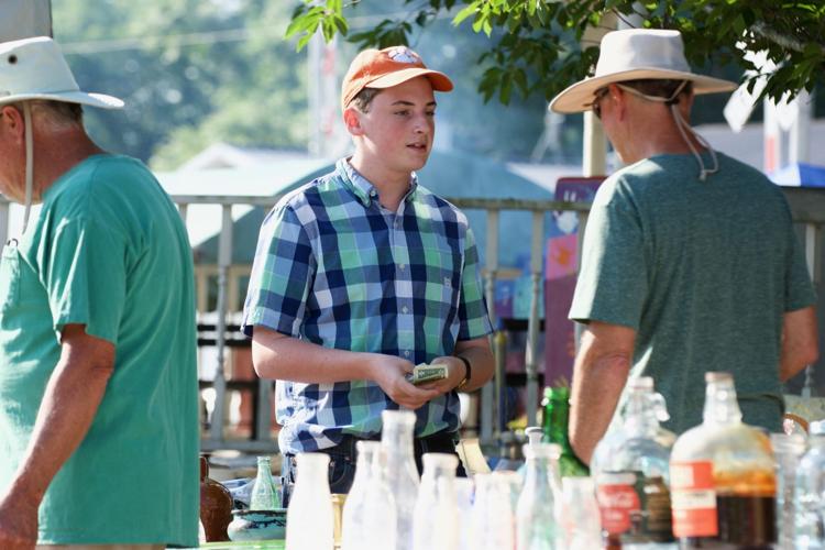 Peachtree 23 yard sale returns Friday and Saturday Entertainment