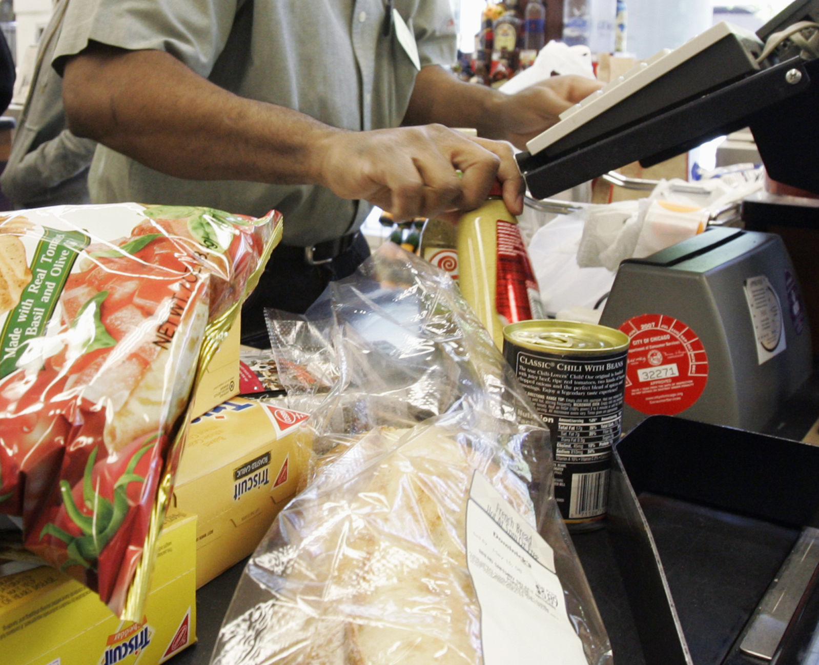 Food stamp recipients will see funding for February early due to