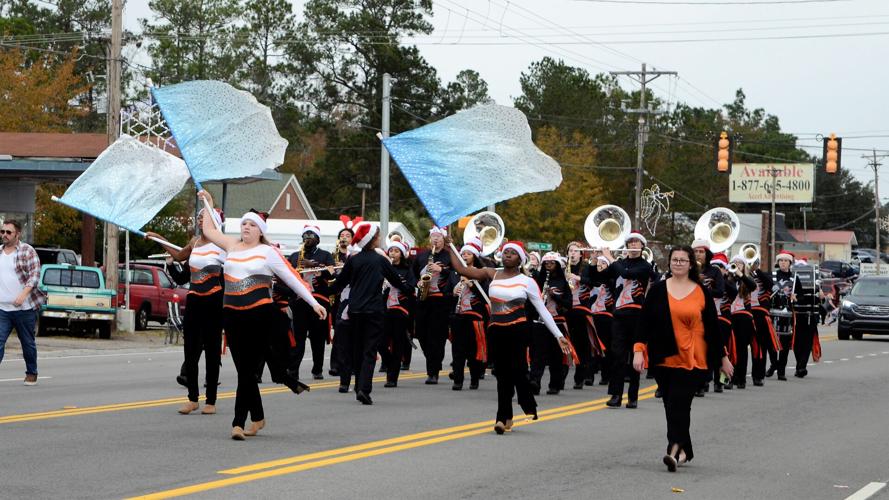 New Ellenton begins holiday season with annual Christmas Parade Aiken
