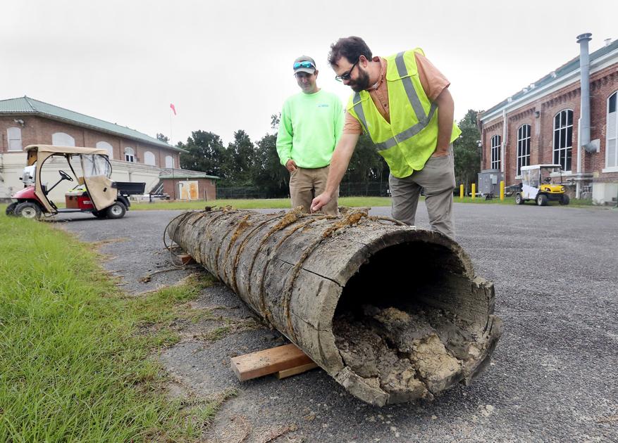 A 100yearold water pipe just unearthed near Charleston was made of