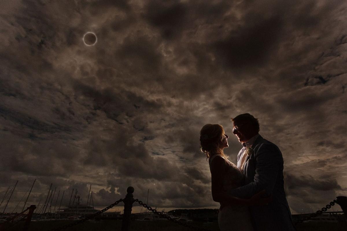 Toronto couple married in Charleston during the solar eclipse