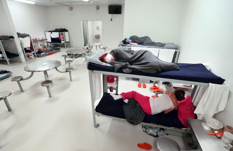 Photos More inmates than beds at Berkeley County Detention Center