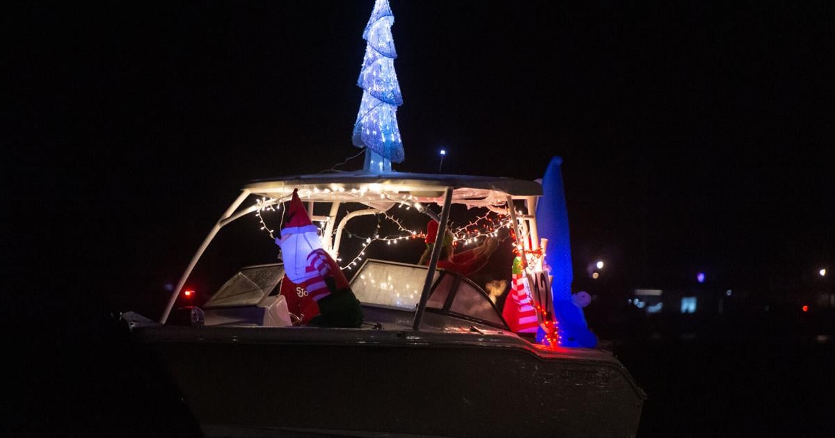 Photos Beaufort Lighted Boat Parade Photos from The Post and Courier