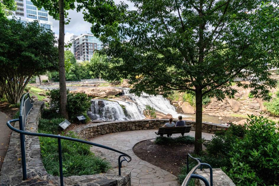 The top lists love Greenville;  multiple million dollar home sales: business notes in the interior of the state |  Greenville Business