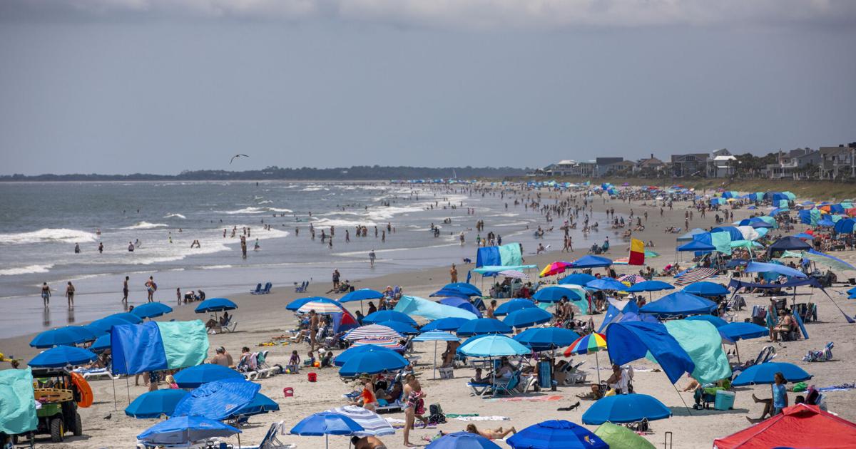 Menschen, die in Folly Beach arbeiten, haben Schwierigkeiten ...