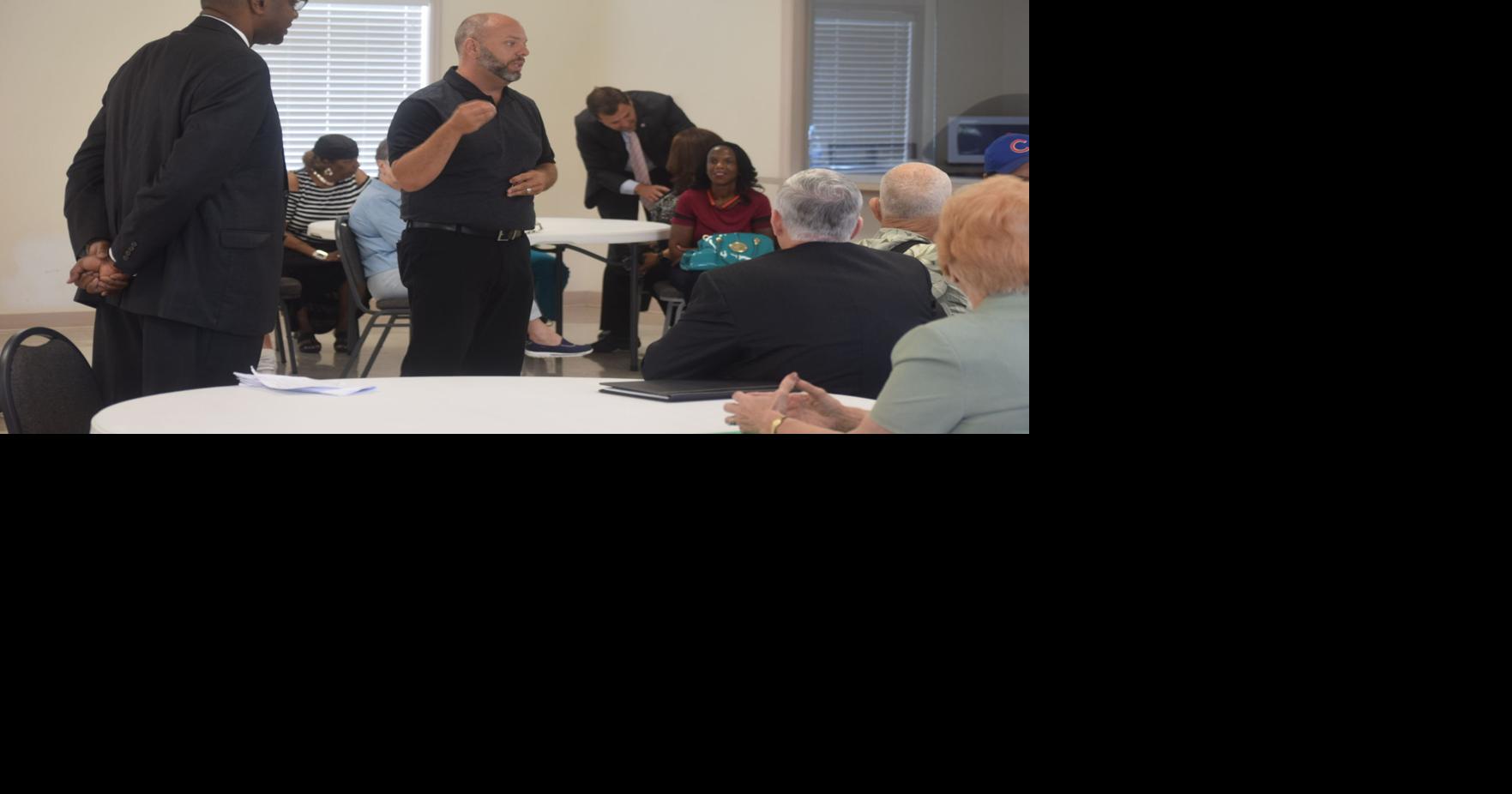 New Ellenton citizens meet with First Citizens Bank executives over