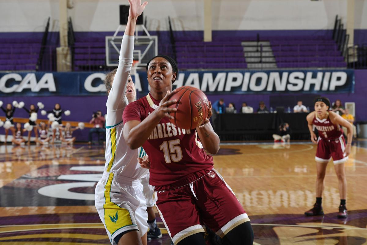 College Of Charleston Women S Basketball Players Get A Taste Of