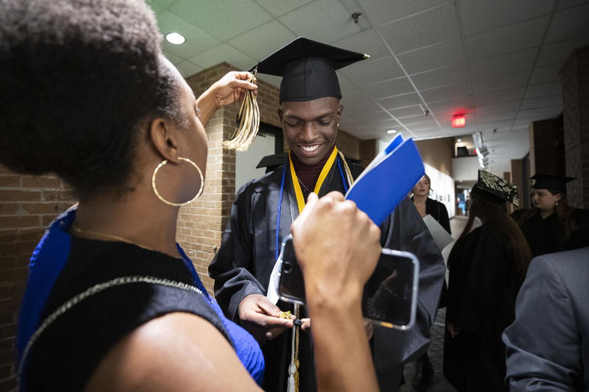 LEDE OPTION fixing tassel.jpg